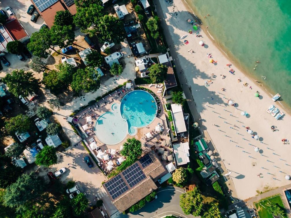 Camping Bergamini Otel Peschiera del Garda Dış mekan fotoğraf